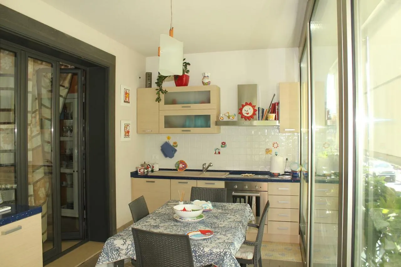 Pretty Home Acireale 0*,  Italy