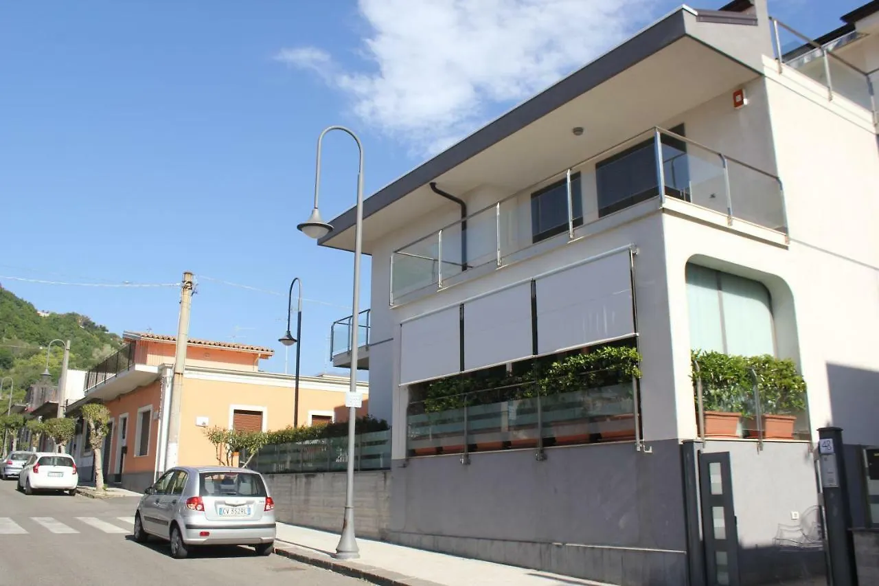 Pretty Home Acireale 0*,  Italy